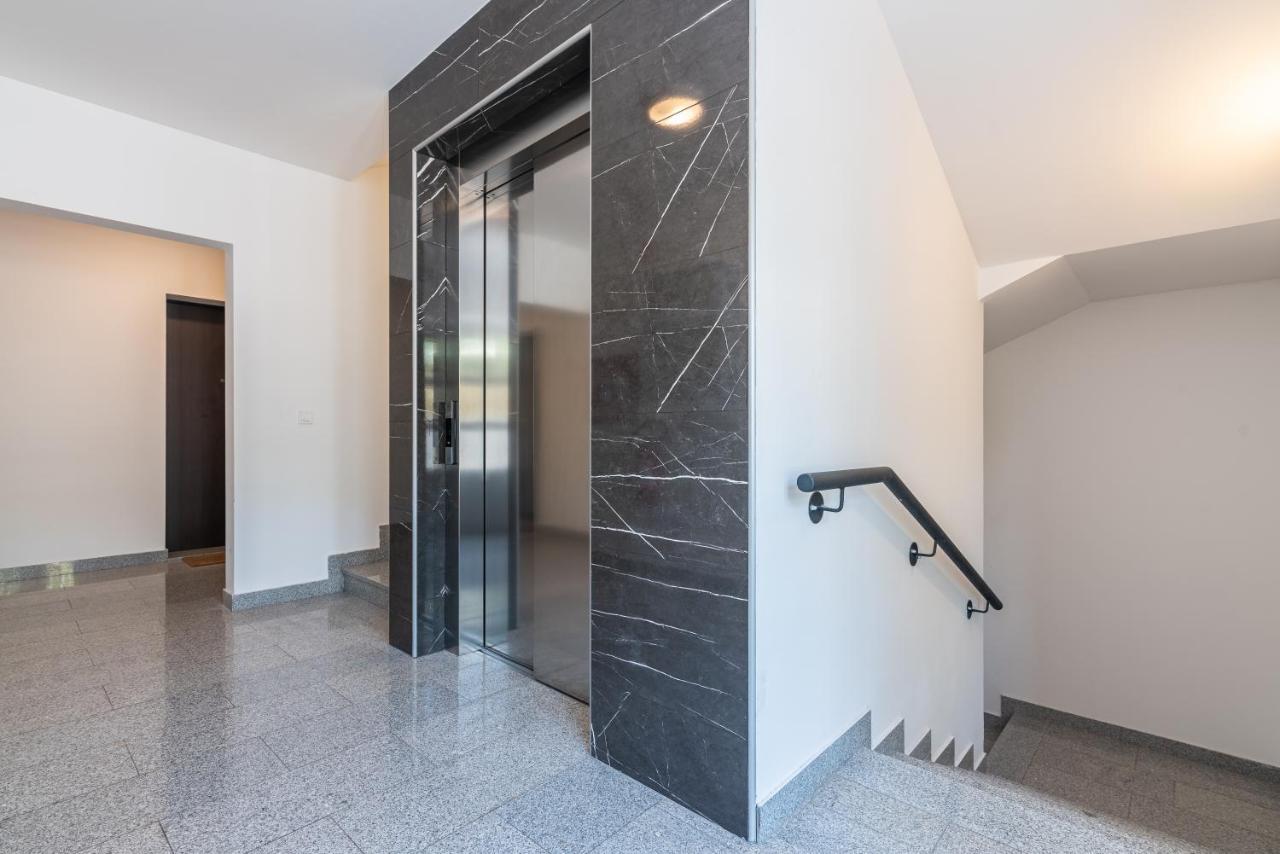 Apartment With Balcony Ocean Paradise كاستاف المظهر الخارجي الصورة