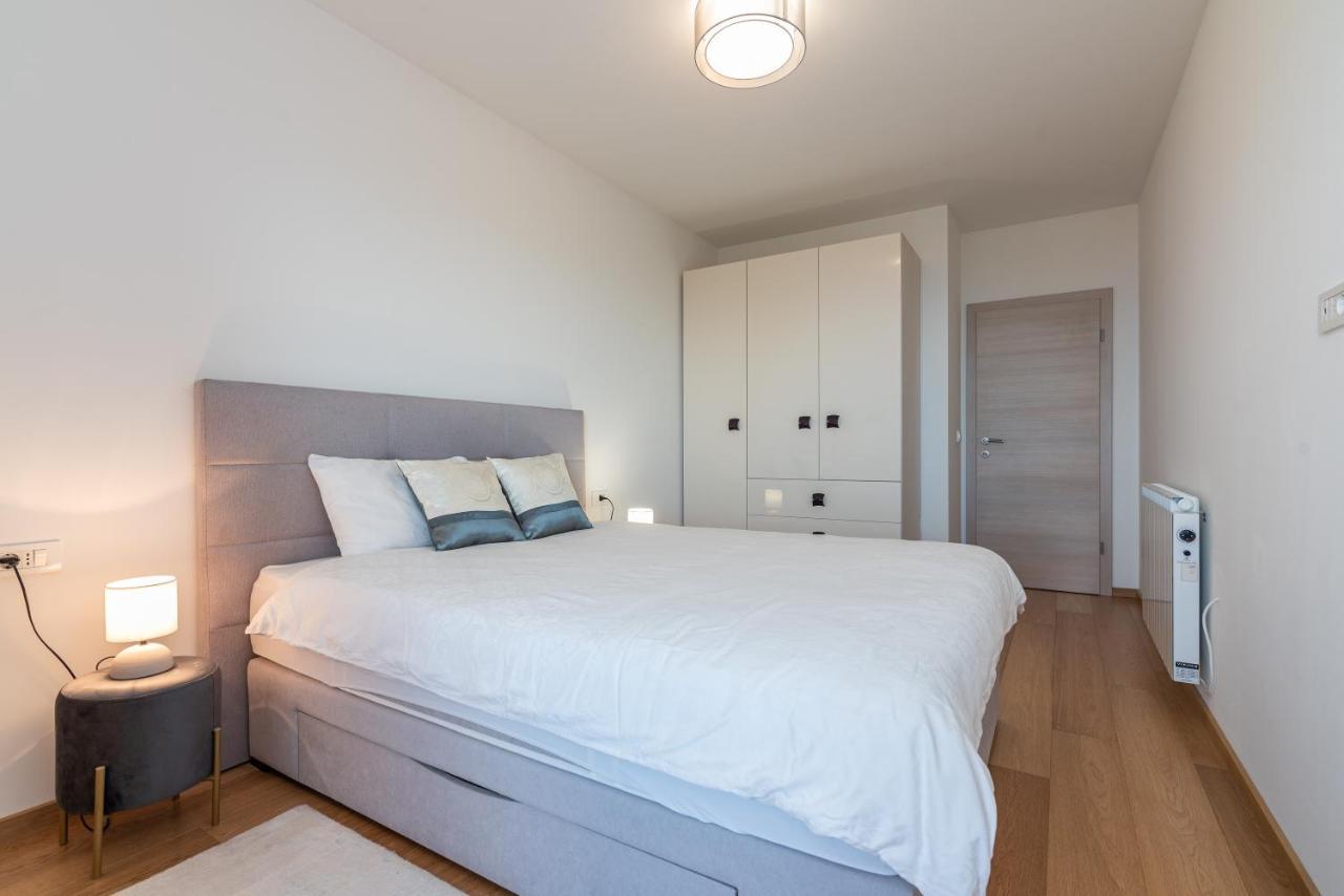 Apartment With Balcony Ocean Paradise كاستاف المظهر الخارجي الصورة
